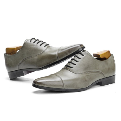 Fashionable Oxford gentlemen's formal men's shoes, comfortable social men's shoes