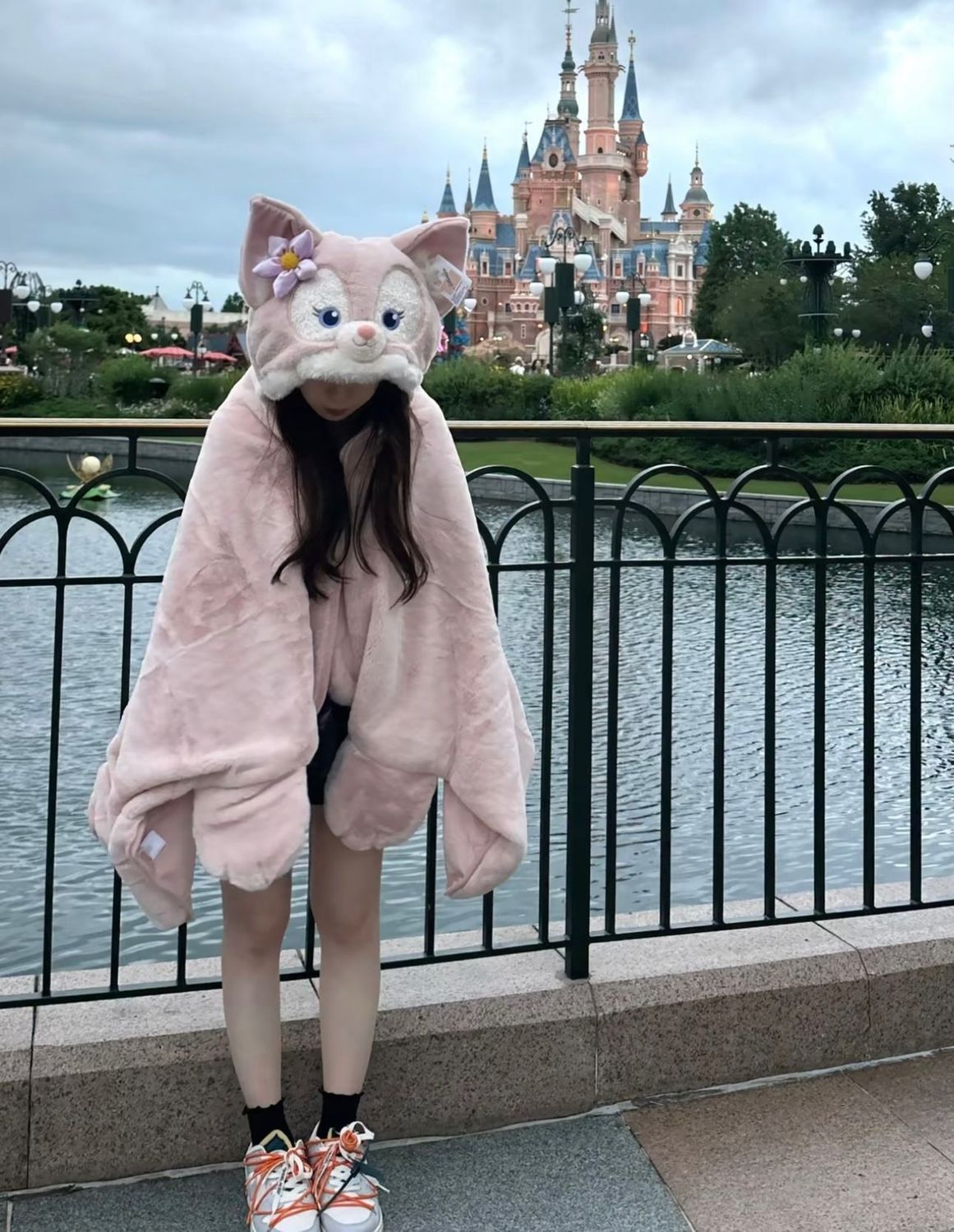 2025 Disney Lina Bell Cobertor com Capuz Desenho Animado Anime Manta Engrossada de Flanela para Dormir, Soneca, Uso Interno, Quente, Costurada, Presentes para Meninas