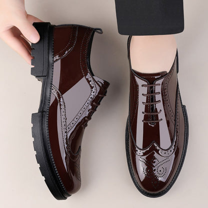 Male Brogue Shoes Thick Bottom Brand Mens Oxfords Shoes Men Patent Leather Fashion Smooth Coiffeur All-match Men's Wedding Shoes