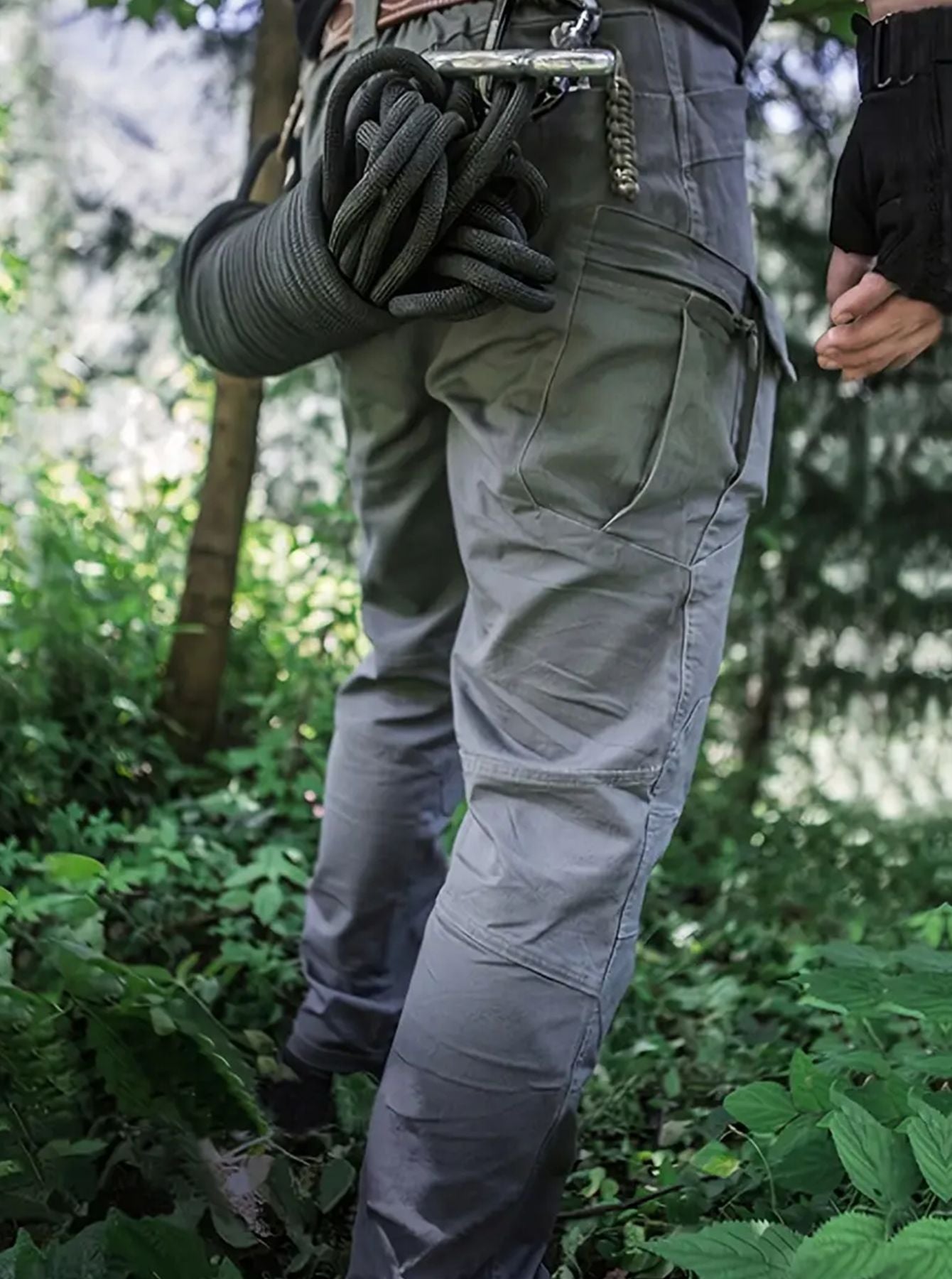 Men's Outdoor Multi Functional Tactical Pants, Multi Pocket Outdoor Hiking Sweatpants, Water-repellent, wear-resistant