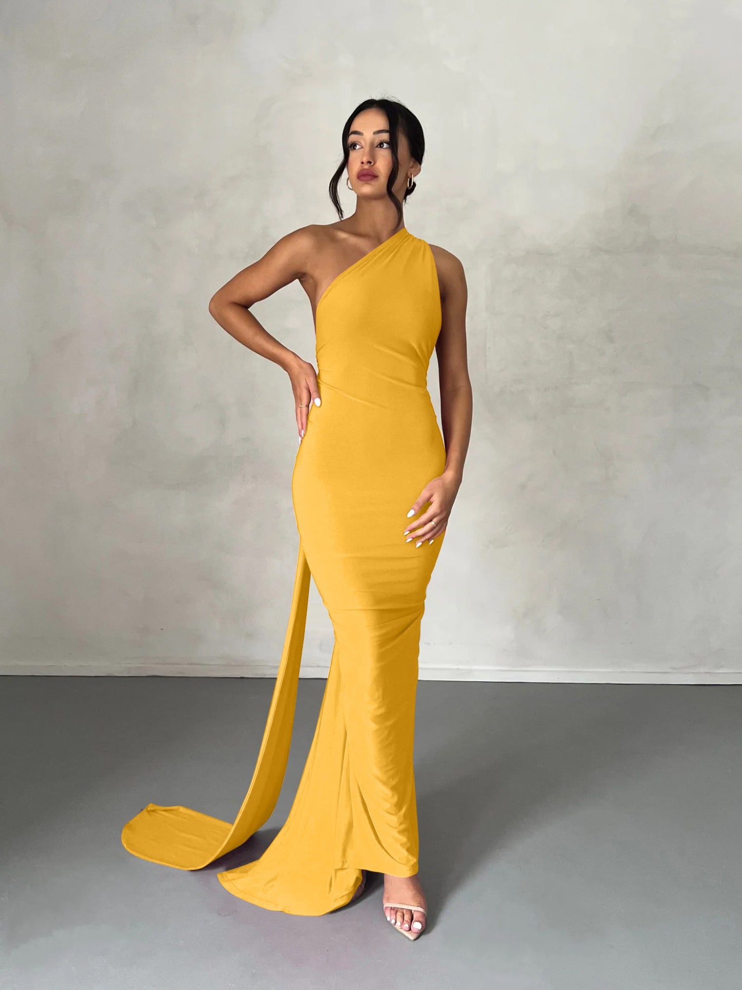 Hugcitar One Shoulder Backless Adjustable Scarf Loop Ruched Sexy Maxi Dress Wome