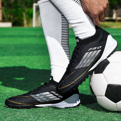 Men Professional Soccer Shoes Society Cleats Outdoor Football Shoes Society Cleats Grass Training Football Field Boots Sneaker