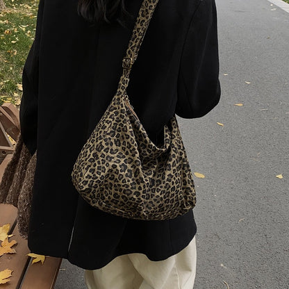 Trendy Casual Soft Textile Women's Shoulder Bag Large Capacity Leopard Print Female Retro Crossbody Bag For Commute Outings