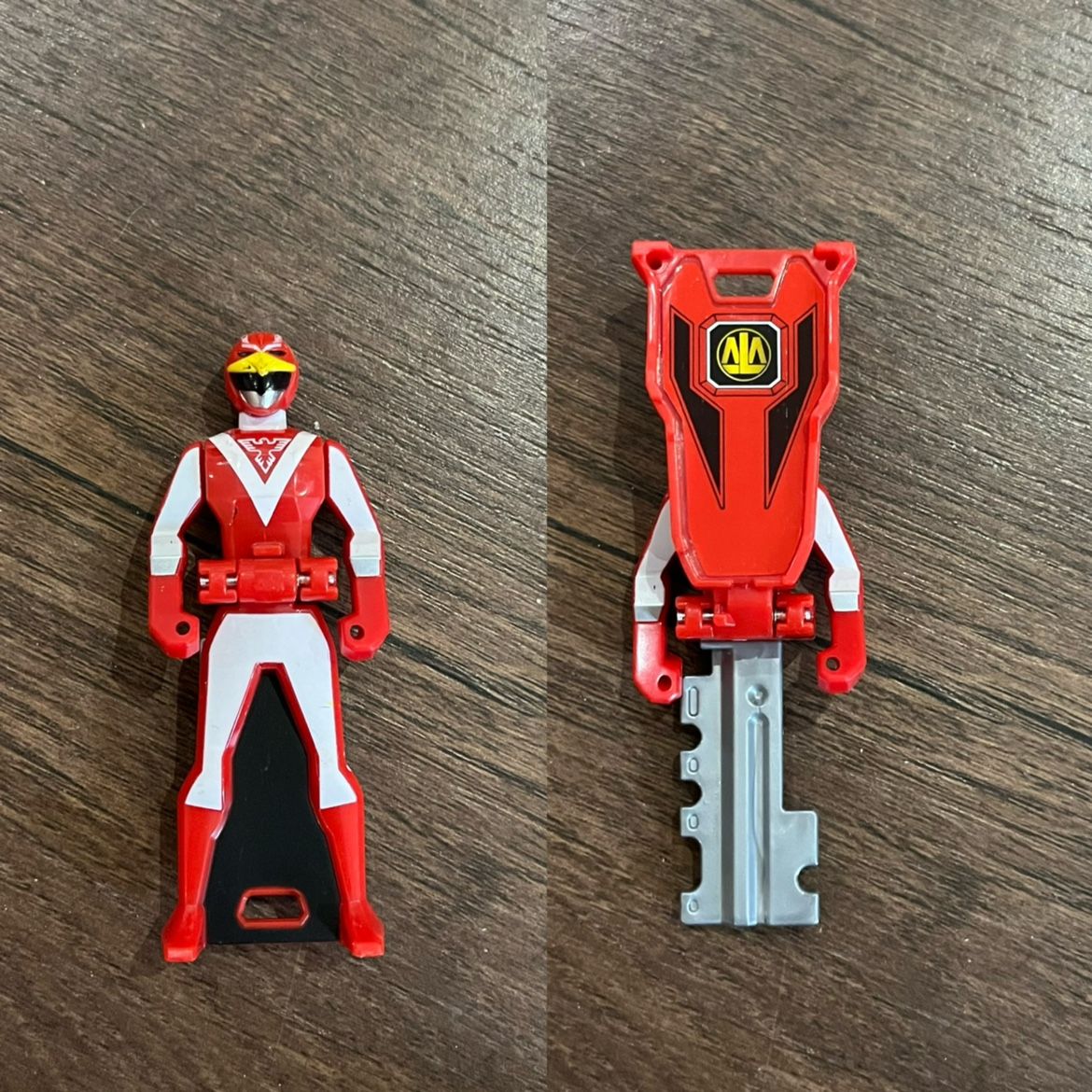Bandai Autêntico Kaizoku Sentai Gokaiger Me Ranger Key 35 Crimson Key Set Pb Limitado - Brinquedos de Presente de Aniversário Não Novos