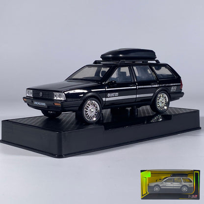 1:32 VolksWagenwerk Santana Wagon Liga de Metal Fundido Modelo de Carro Clássico Puxar Para Trás Brinquedo Infantil Carros Miniatura Enfeites Presentes