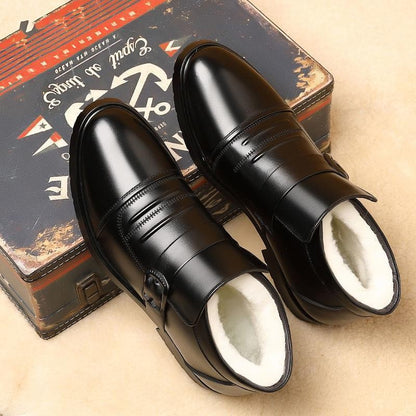 Botas de Neve Masculinas Couro Preto Estilo Britânico Sapatos de Inverno Masculino Casual Pelúcia Grossa Trabalho de Alta Qualidade Antiderrapante Forro de Lã Moda