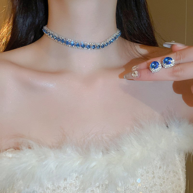Conjunto de Joias Femininas Modernas com Colar e Brincos Decorados com Strass, Acessórios da Moda para Festas e Decoração de Roupas do Dia a Dia
