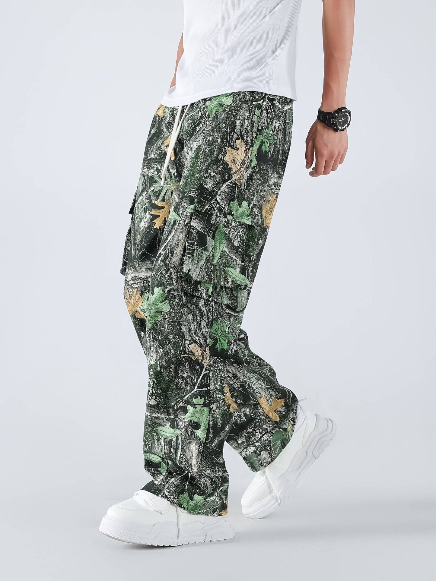 Men's Three-color Casual Camouflage Leaf Pattern Sport Belt Side Pocket Casual Sport Pants