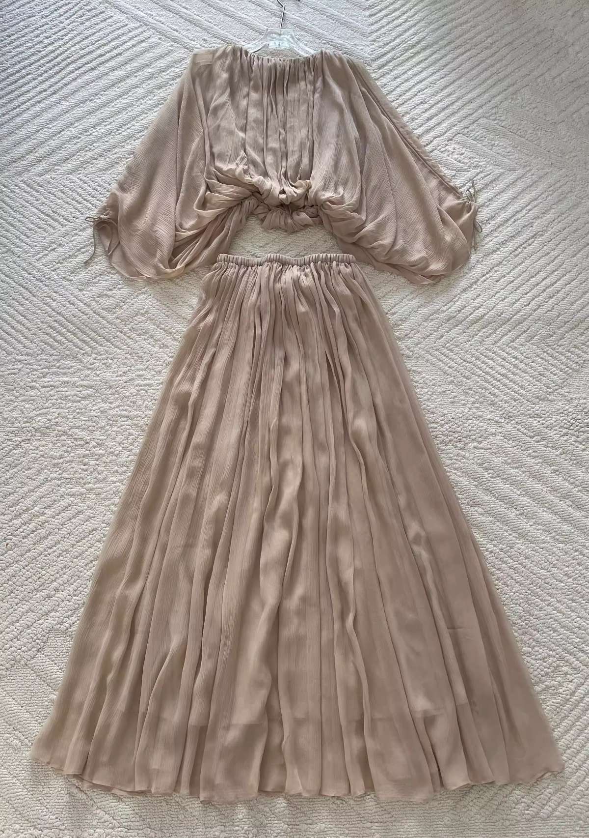 Ladies 100% Silk Elegant Set Pure Color Drawstring Long Sleeve Round Neck Shirt + A-Line Elastic Waist Maxi Skirt Holiday Suits