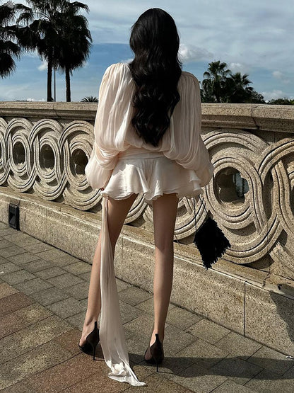 TWOTWINSTYLE Elegant Ruched Mini Dress For Women Round Neck Lantern Long Sleeve