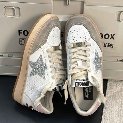 Sapatilhas de Couro Casual de Porco com Estrela Patchwork Cores Esfregadas Estilo Colegial Feminino Branco Antigo