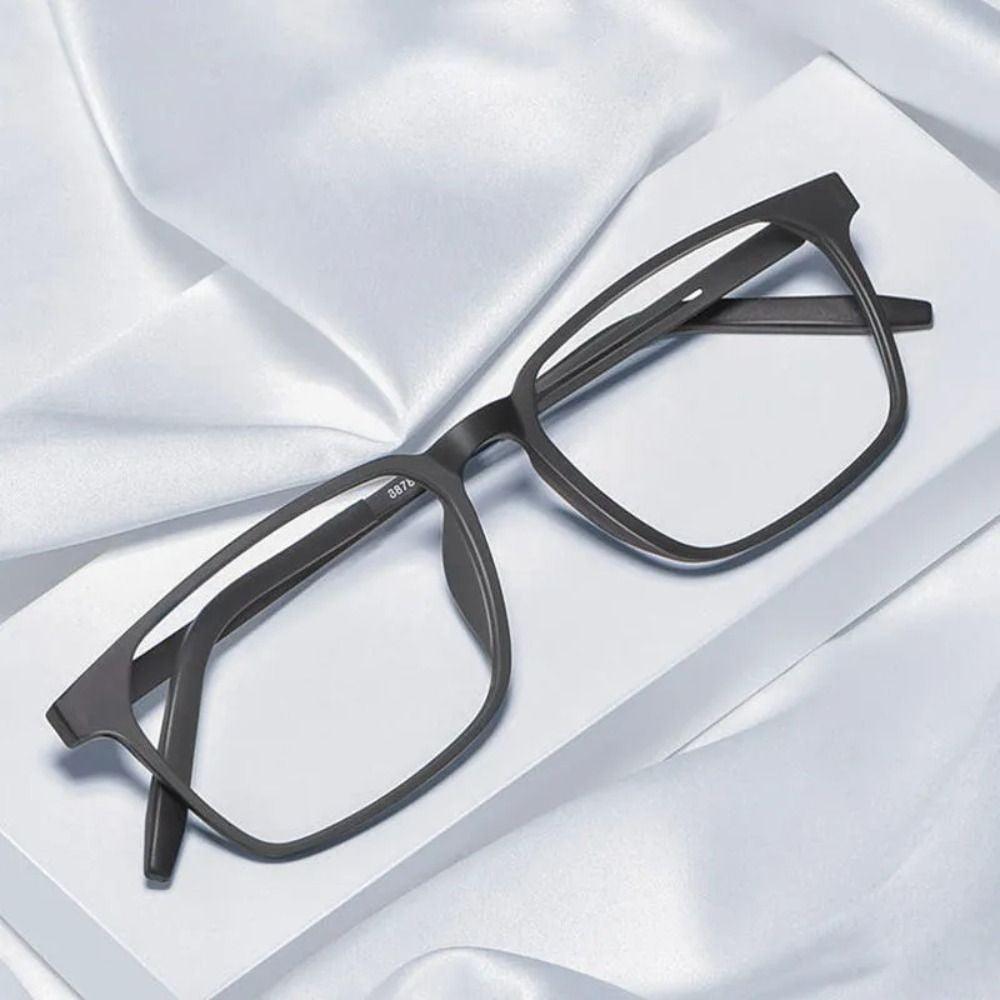 Blue Light Blocking Reading Glasses Men Women Ultralight TR90 Titanium Alloy Optical Frame Eyeglasses Square Eyewear