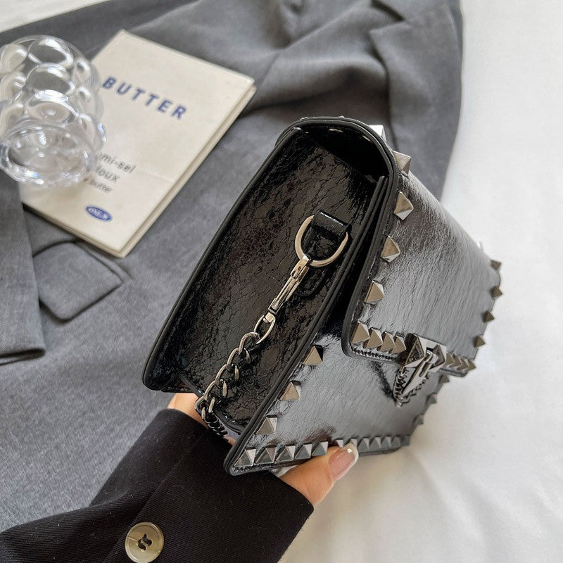 Rivet Small Shoulder Bags For Women Black Punk style Crossbody Bag Fashion Chain Flap Bag Leather Purses Designer Female Handbag