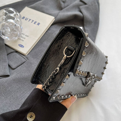 Rivet Small Shoulder Bags For Women Black Punk style Crossbody Bag Fashion Chain Flap Bag Leather Purses Designer Female Handbag