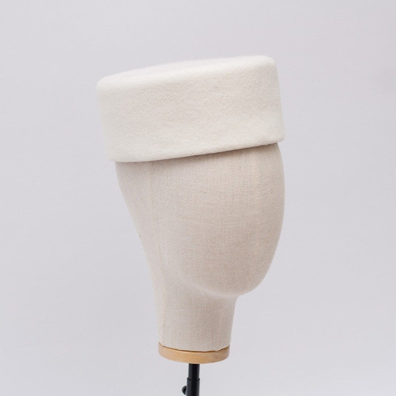 Vintage Hard Top Flat Fedoras Hats Women 100% Wool Felt Berets Hat Wedding Fascinator Caps Wedding Cocktail Party Pillbox Hat