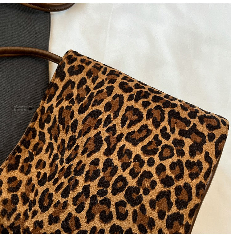 Design PU Suede Leopard Shoulder Bags for Women 2025 New Winter Crossbody Bag Females ?Luxury Handbags and Purses Bucket