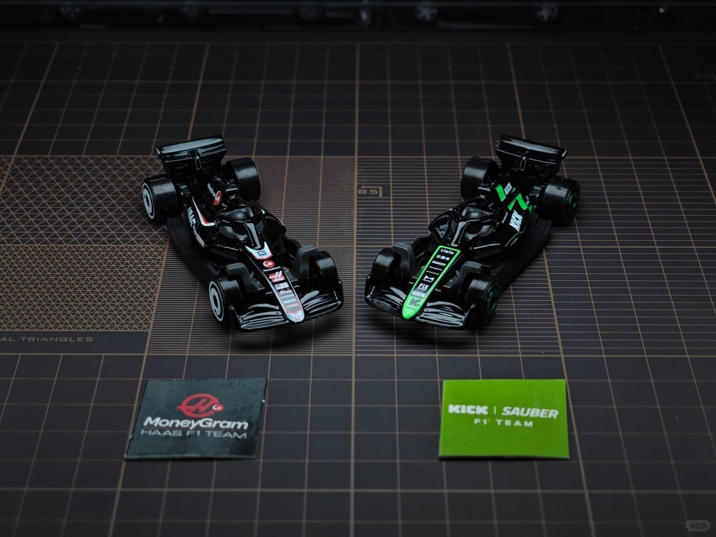 Hot Wheels X Formula 1 1/64 Collectible Car Toys 5 Packs Haas F1 Team Kick Sauber F1 Team Moneygram Theme Vehicle Gifts For Fans