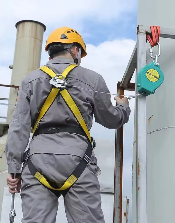 Self Retracting Lifeline 661lbs Fall Arrester Fall Protection Retractable Lanyard Safety Device for Connect The Safety Harness