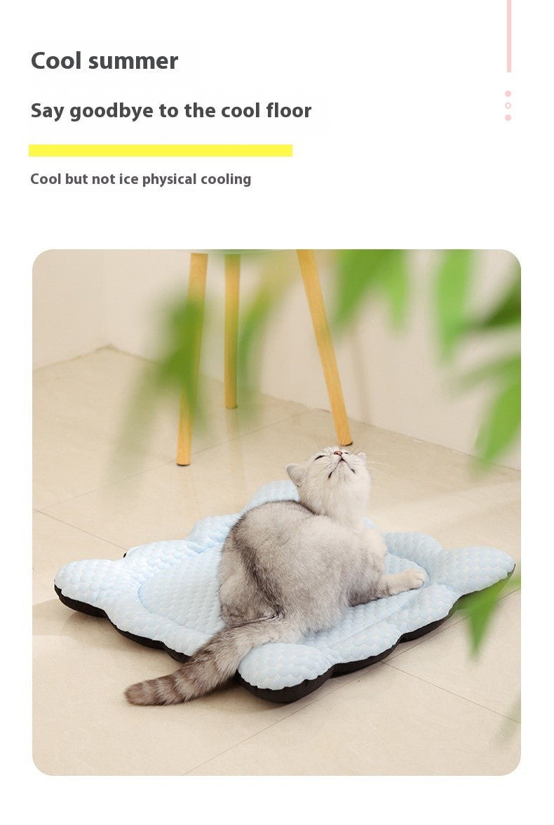 Tapete Gela Pet, Almofada de Seda Macia para Pet, Feito de Tecido Fresco de Grande Porte com Textura Delicada e Superfície Lisa, Adequado para Uso no Verão