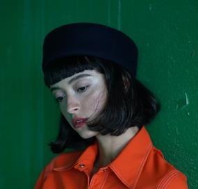 Autumn Winter Women Wool Fedoras Hats Elegant French Hard Top Concave Top Felt Berets Hat  Wedding Fascinator Party Pillbox Cap