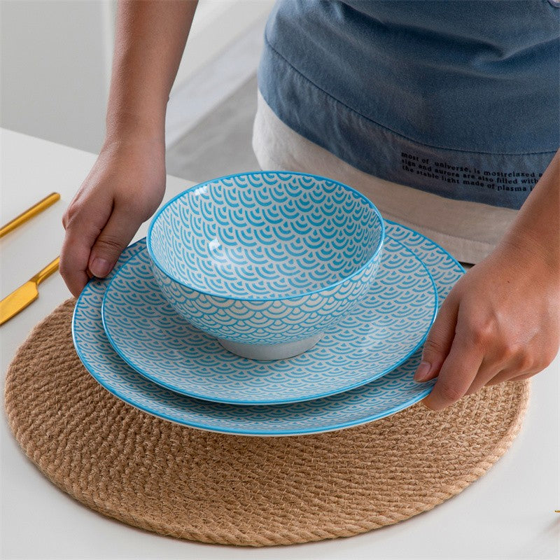 16Pieces Porcelain Multi-Colour Japanese-style Dinnerware Set with 4*Dinner Plate,Dessert Plate,Bowl,Mug Ceramic Tableware Set