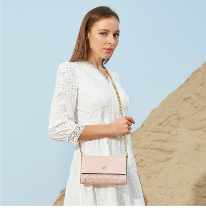 CHCH Women's Shoulder Bag New Magnetic Flip Chain Bag Brown Small Square Bag Wallet