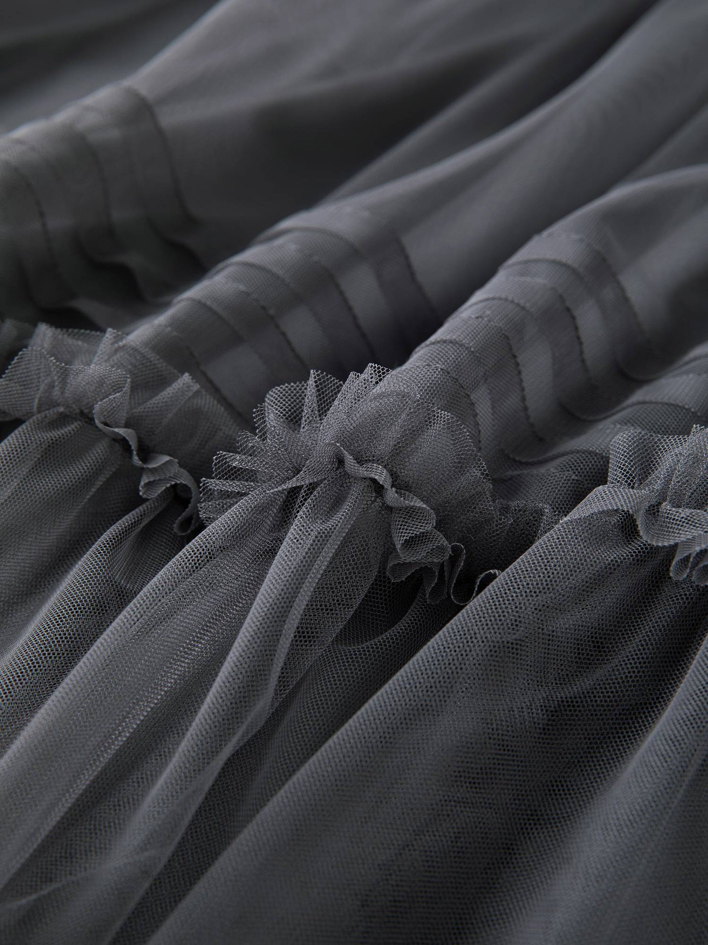 DUSHU Three-color Ruffled Mesh Skirt Women Pleated Mesh Straight Skirt Fairy Retro Gothic Cool Girls Elastic Waist Loose Fit