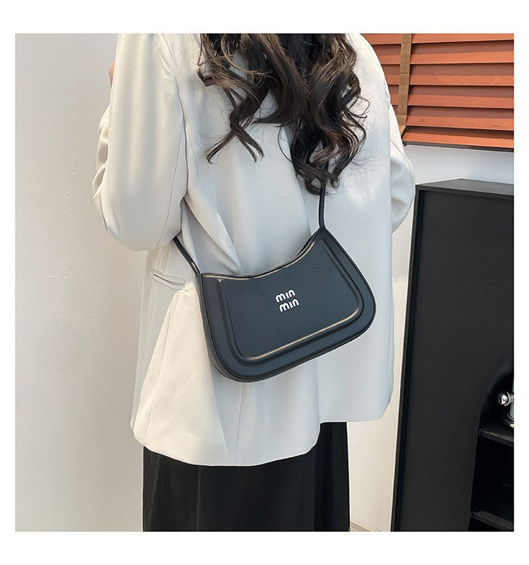 Korean style fashion niche women's crescent bag 2025 autumn new handbag, high-end multifunctional crossbody bag shoulder bag
