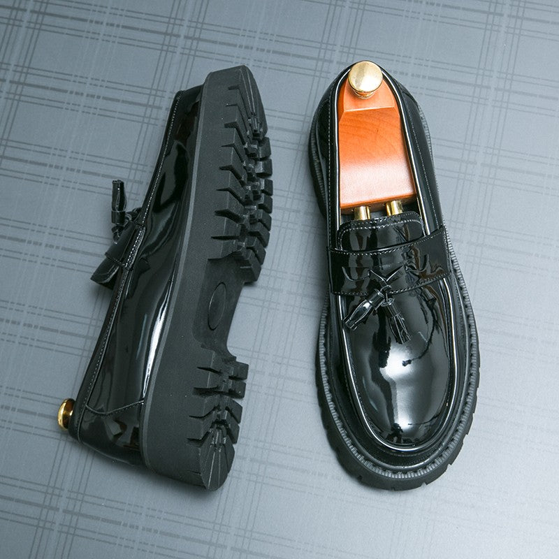 Handmade Fashion Men Tassel Loafers Thick Soled Leather Gentleman Fashion Slip-on Shoes Men’s Business Dating Formal Party Shoes