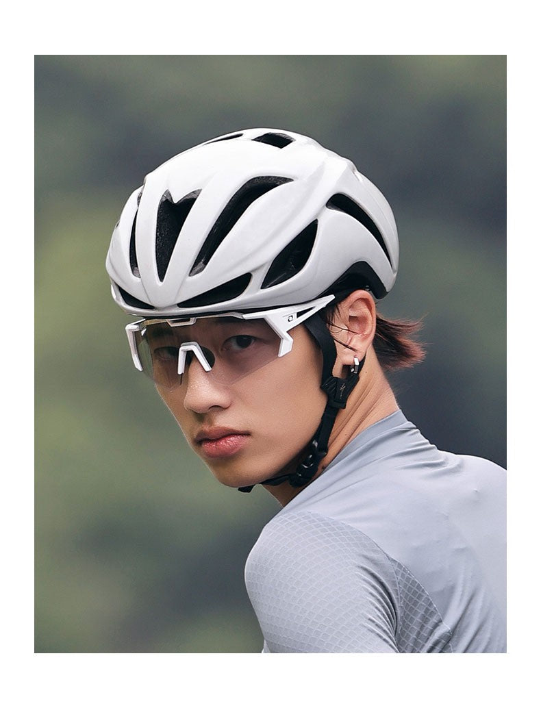 Photochromic Cycling Sunglasses Men Professional Bicycle Glasses Goggles Windproof MTB Road Bike Glasses Mountain Eyewear