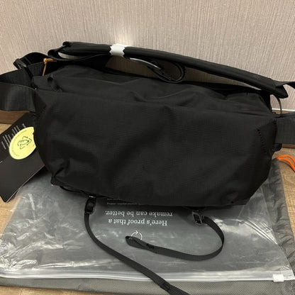 Venture Sling10L Outdoor Sports Functional Camera Bag, Unisex Casual Travel Crossbody Bag Brand Original Fitness Chest Bag