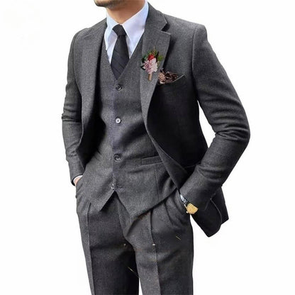 Men's Wedding Tuxedo in Brown Tweed 3-Piece Fishbone Smoking Suit with Notched Lapel Business Tweed Aesthetic Tailored Fit