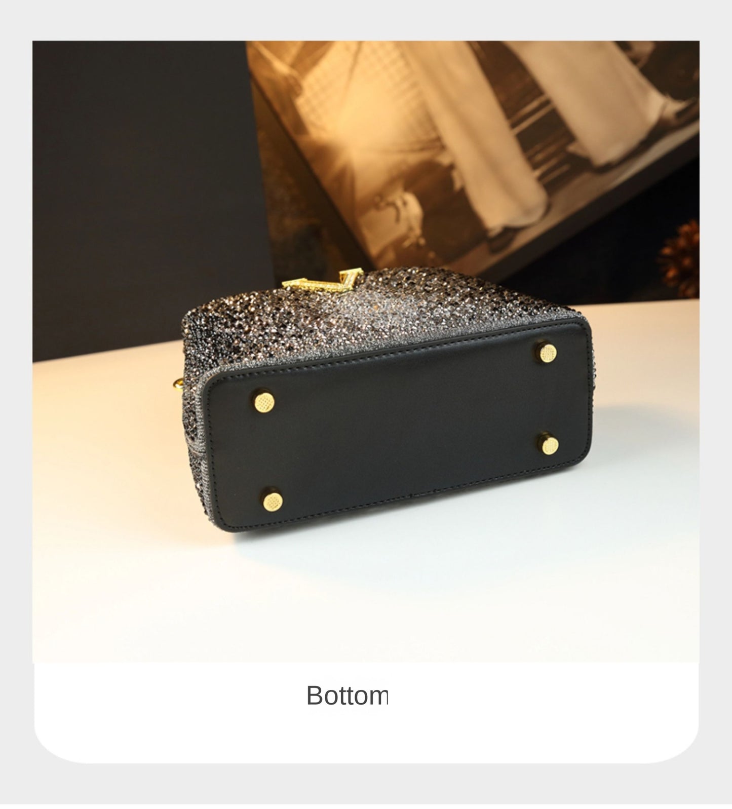 Luxury Fashion Diamonds Women's Handbags 2025 New V Letter Small Shoulder Crossbody Bag Genuine Leather Messenger Shell Bags