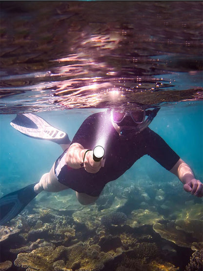 9000LM Upgrade XHP160 Diving Flashlight Powerful Profession Underwater Lantern Rechargeable Dive Torch IP8 Waterproof Scuba Lamp