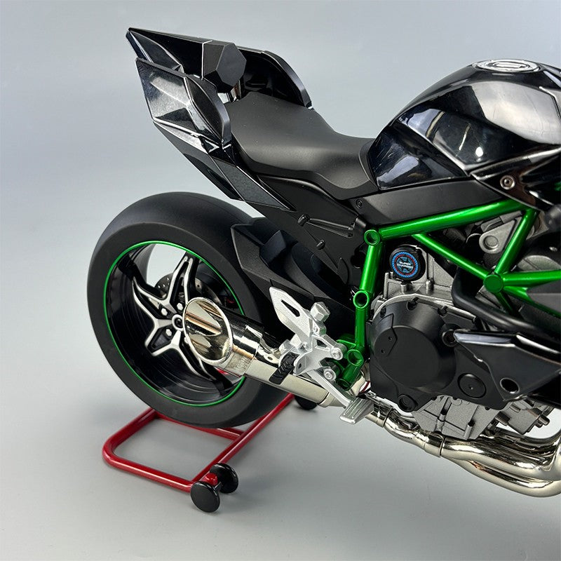 Pulverizador 1:6 Kavvasaki Racing Ninja 500 H2R Simulação de Motocicleta Luz de Som Coleção de Presentes para Crianças Velozes e Furiosos Display de valor