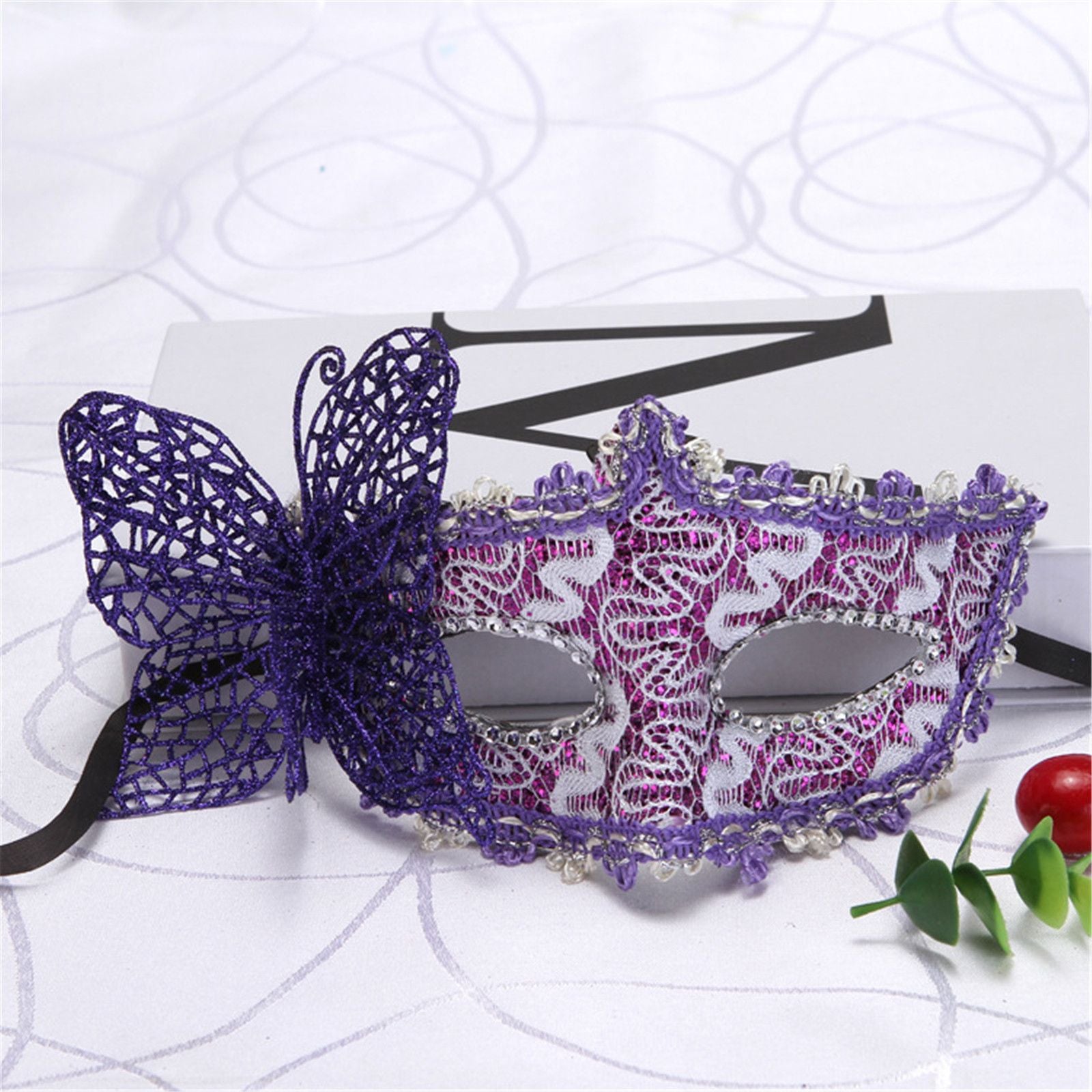 Fashion Luxury Venetian Masquerade Mask Women Girls Sexy Fox Eye Mask Butterfly Mask for Fancy Dress Christmas Halloween Party