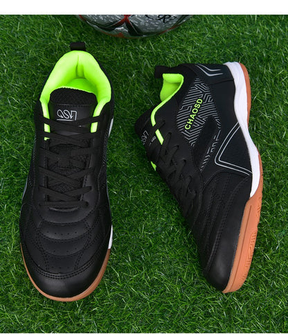 Men Professional Soccer Cleats Anti-Slippery Futsal Training Cleats Wear Resistant Ultralight  Outdoor Indoor Unisex Sneakers