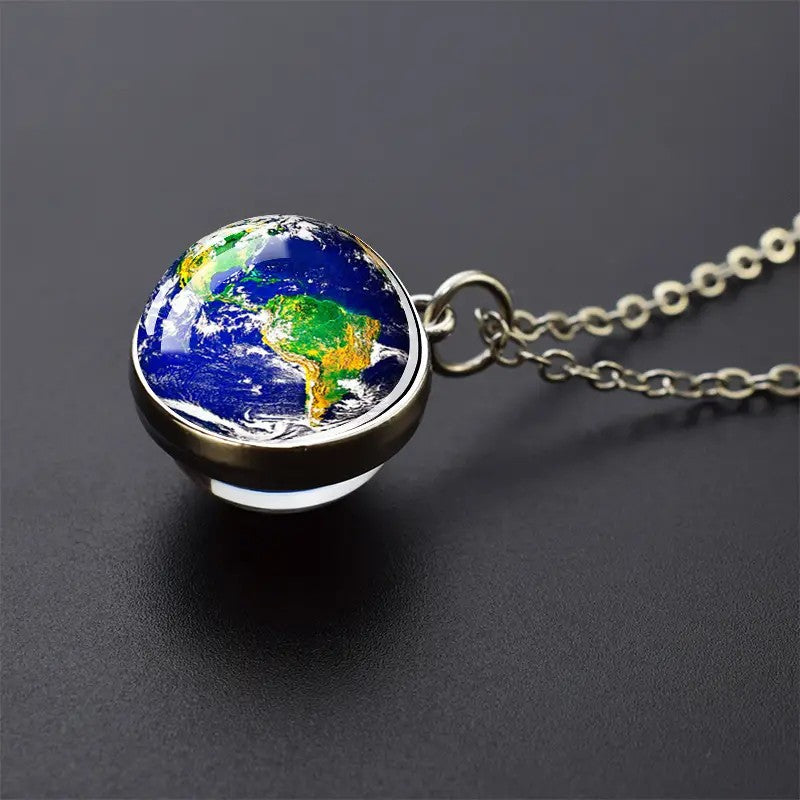 Colar com Pingente de Bola de Vidro Planeta Dupla Face Galáxia Sol Terra Lua Marte Joias