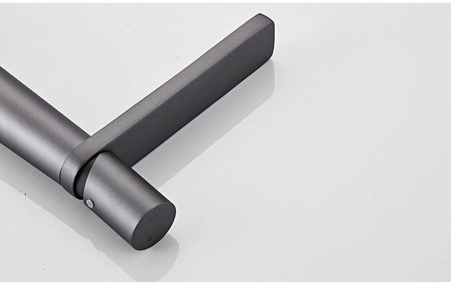 Basin Faucet Brass Bathroom Faucet Mixer Tap Black/Chrome Wash basin Faucet Single Handle Hot and Cold Lavotory Faucet  855921