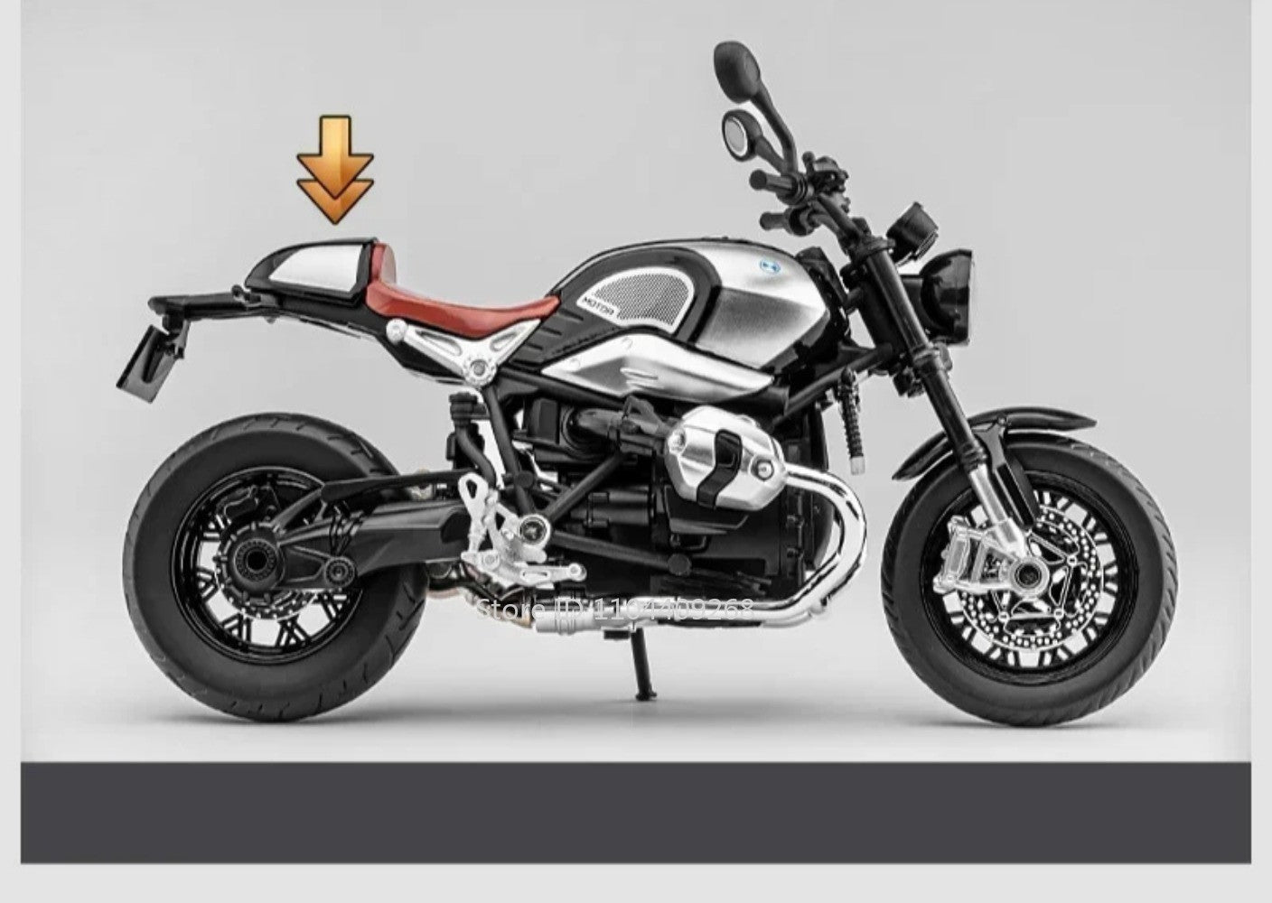 1:12 Escala R Nine T HP4 Modelo de Moto Carro de Brinquedo Liga Fundida Luz Música Amortecimento Modelos Miniatura de Motor Ornamento Presente