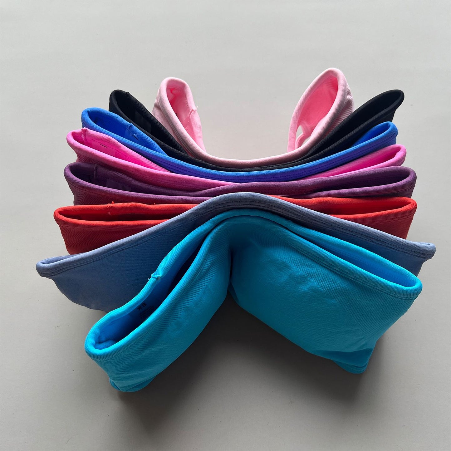 NO LOGO Backless Bandeau Sports Bra Gym Women Top Crop Tube Yoga Tops Halter Sports Seamless Bras Scrunch Workout Yoga Tank