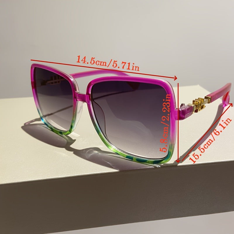 Retro Two-Tone Fashion Sunglasses - Lightweight Design, Oversized Blue & Red Frame, Gradient Lens, Ideal for Beach Travel