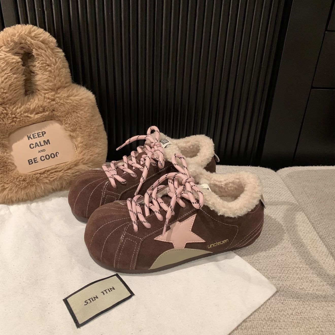 2025 New Winter Women's Sneakers Fleece-lined Flats Dexun Women Shoes Plush, Leisure Shoes Stylish, Non-slip Female Shoes 1417