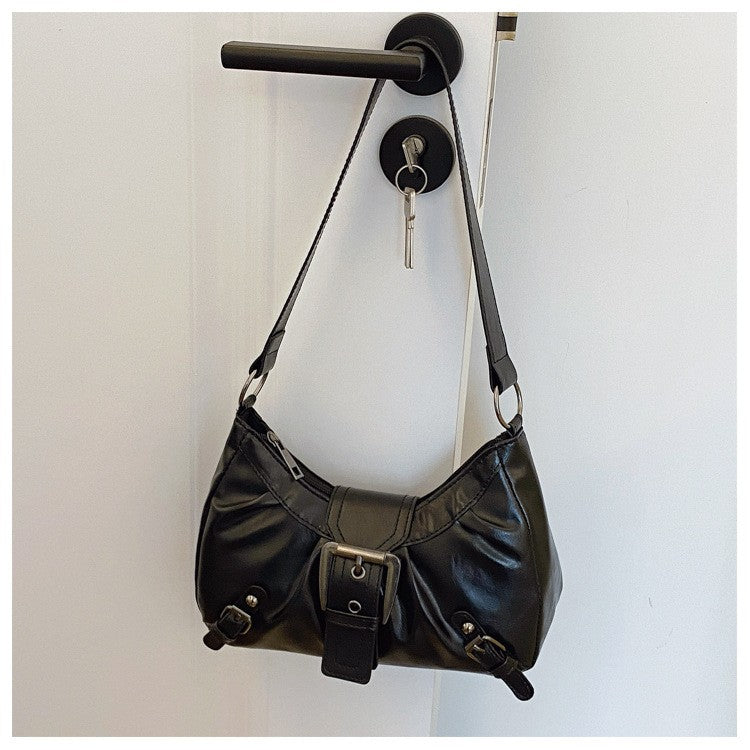 2025 Large Capacity Pleated New Retro Commuter Temperament Locomotive Do Old Style Underarm Shoulder Bag Women