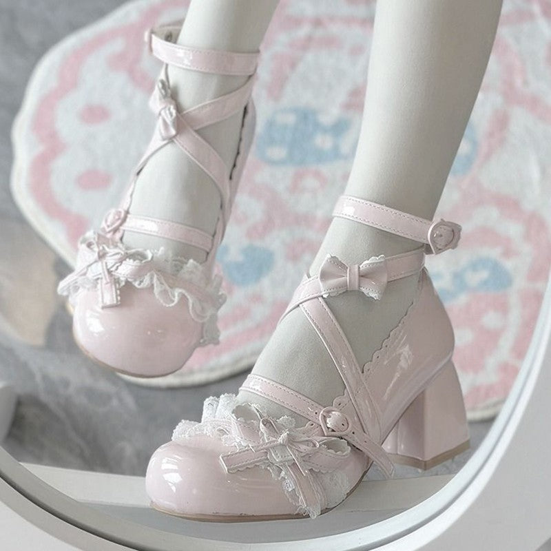 Sapatos de salto alto Lolita vermelhos, sapatos de salto grosso de renda para primavera e outono, sapatos de couro envernizado Mary Jane para mulheres