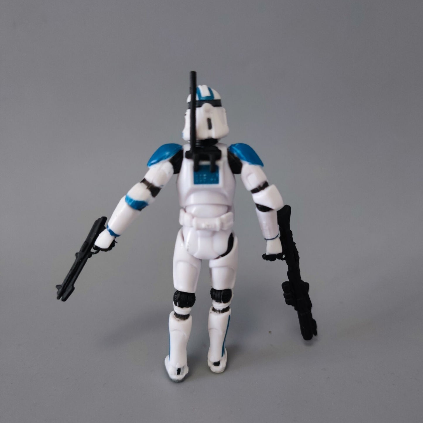 Star Wars Republic 501-st Legion Blue White Trooper 3.75" Loose Action Figure