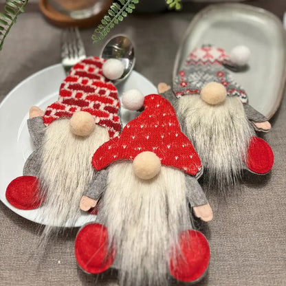 Um conjunto de 6 talheres (garfo e faca) temático de anões com um saco de armazenamento de tecido - talheres xadrez vermelho e branco, adequado para o Natal
