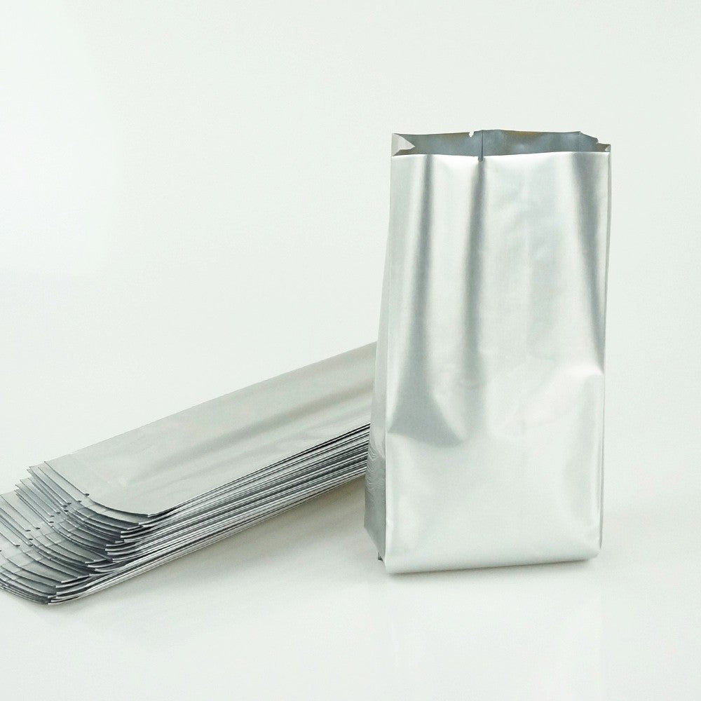 100pcs Silver Aluminum Foil Zip-lock Bags, Food Grade Aluminized Mylar Zipper Self Sealing Pouches for Cloth / Snacks Packaging