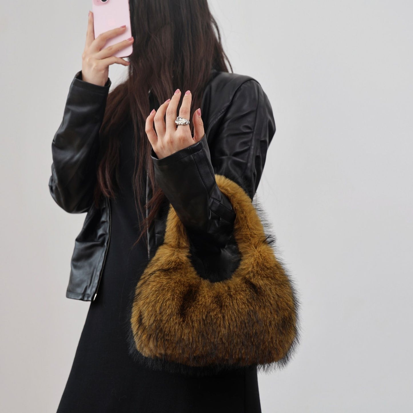 Solid Color Plush Dumpling Bag Simple Style Niche Design Faux Fur Handbag Tote Small Women's Underarm Hobo Bag
