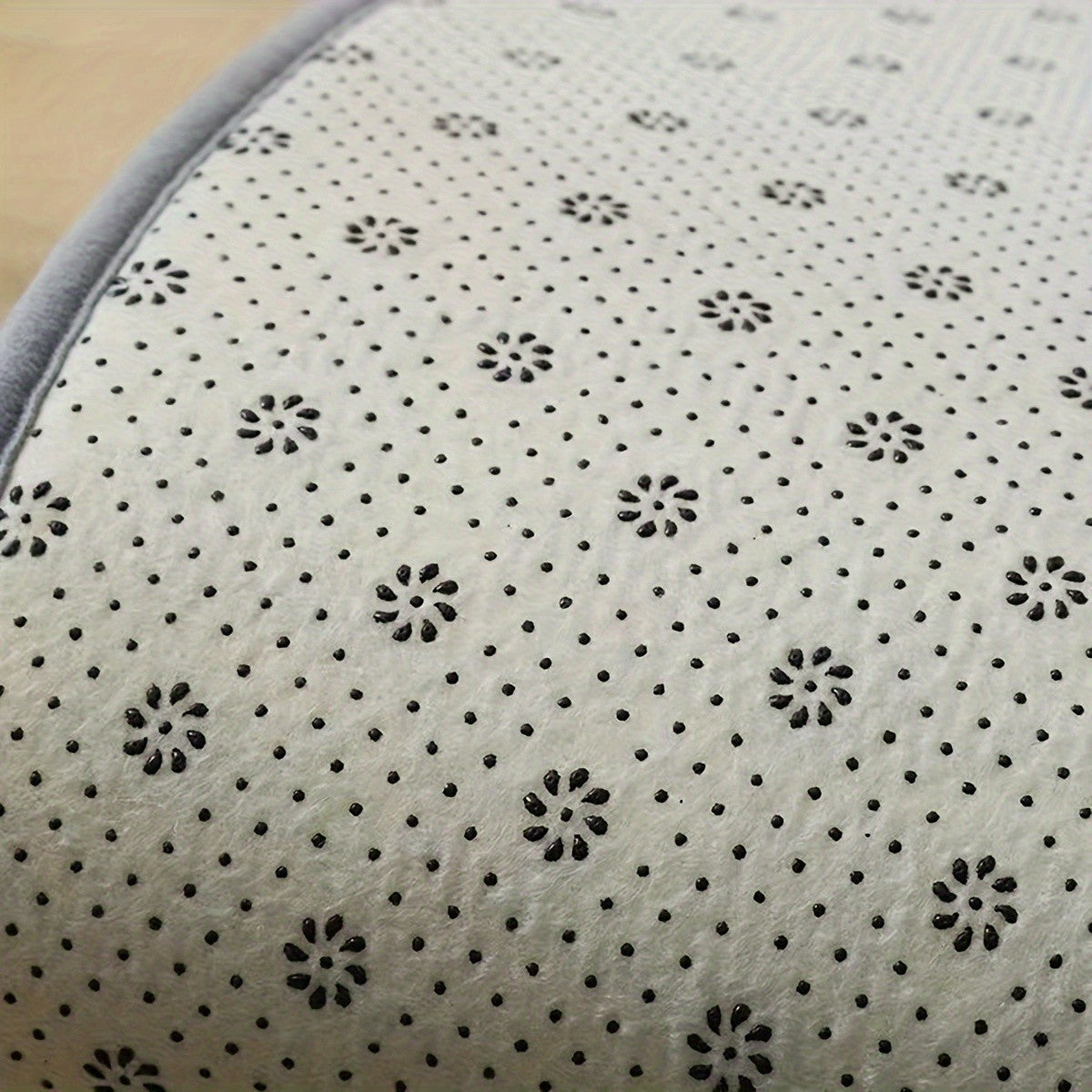 Curved bathroom mat shower room foot pad thick sponge toilet absorbent foot mat toilet non-slip mat dirt-resistant entrance mat